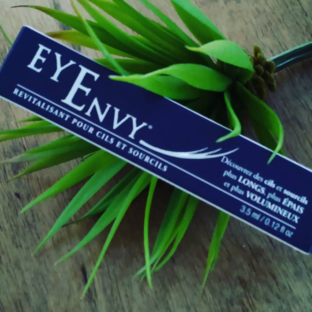 Eyebrow Design & Tinting