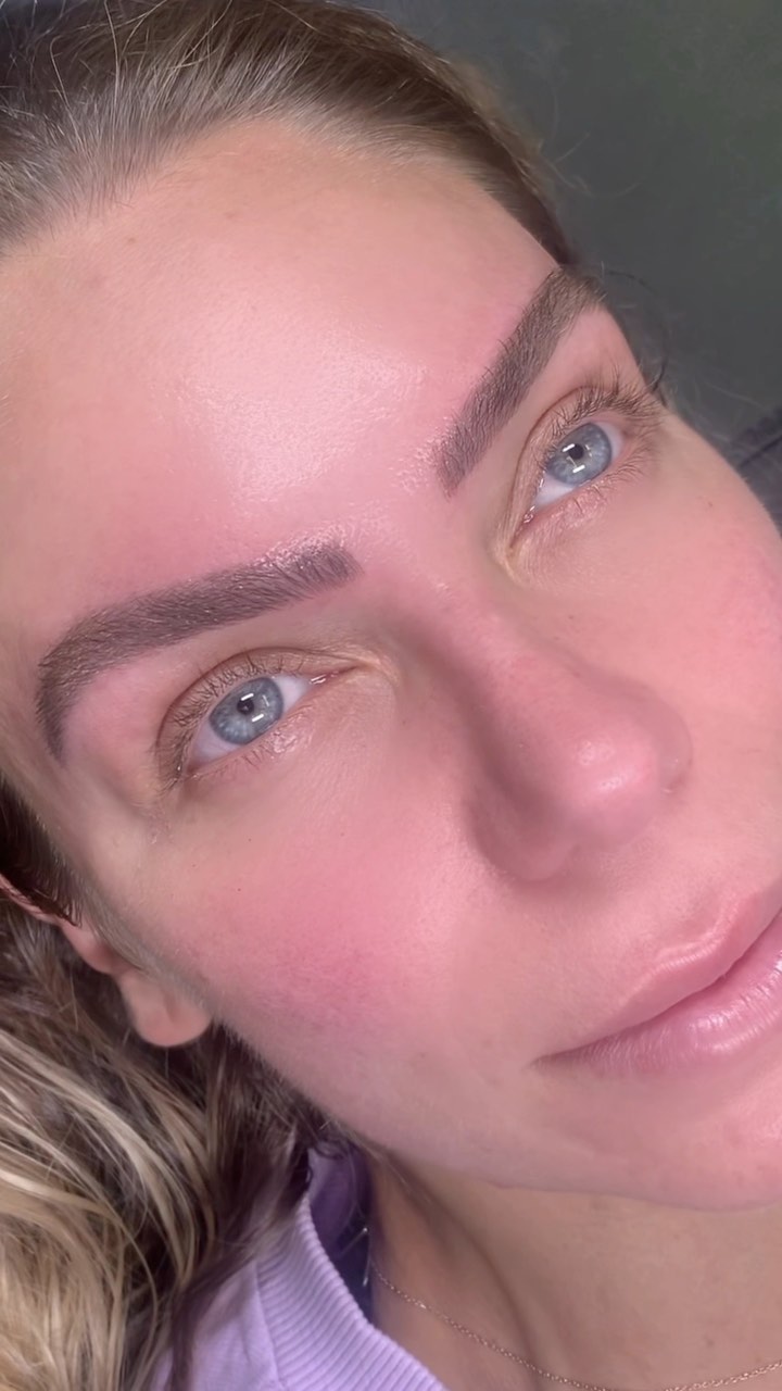 Brow Tinting